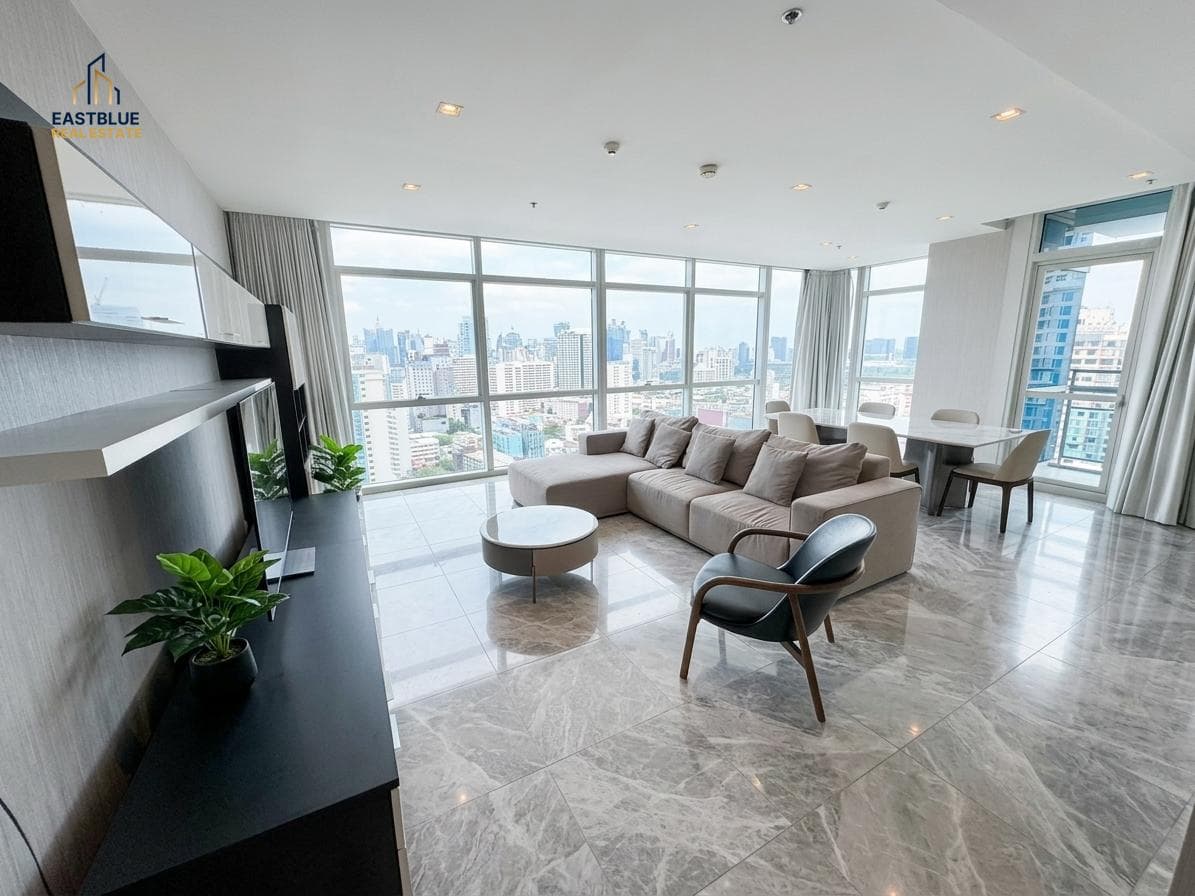 ให้เช่า คอนโด Athenee Residence · 3 ห้องนอน · 215 ตร.ม.