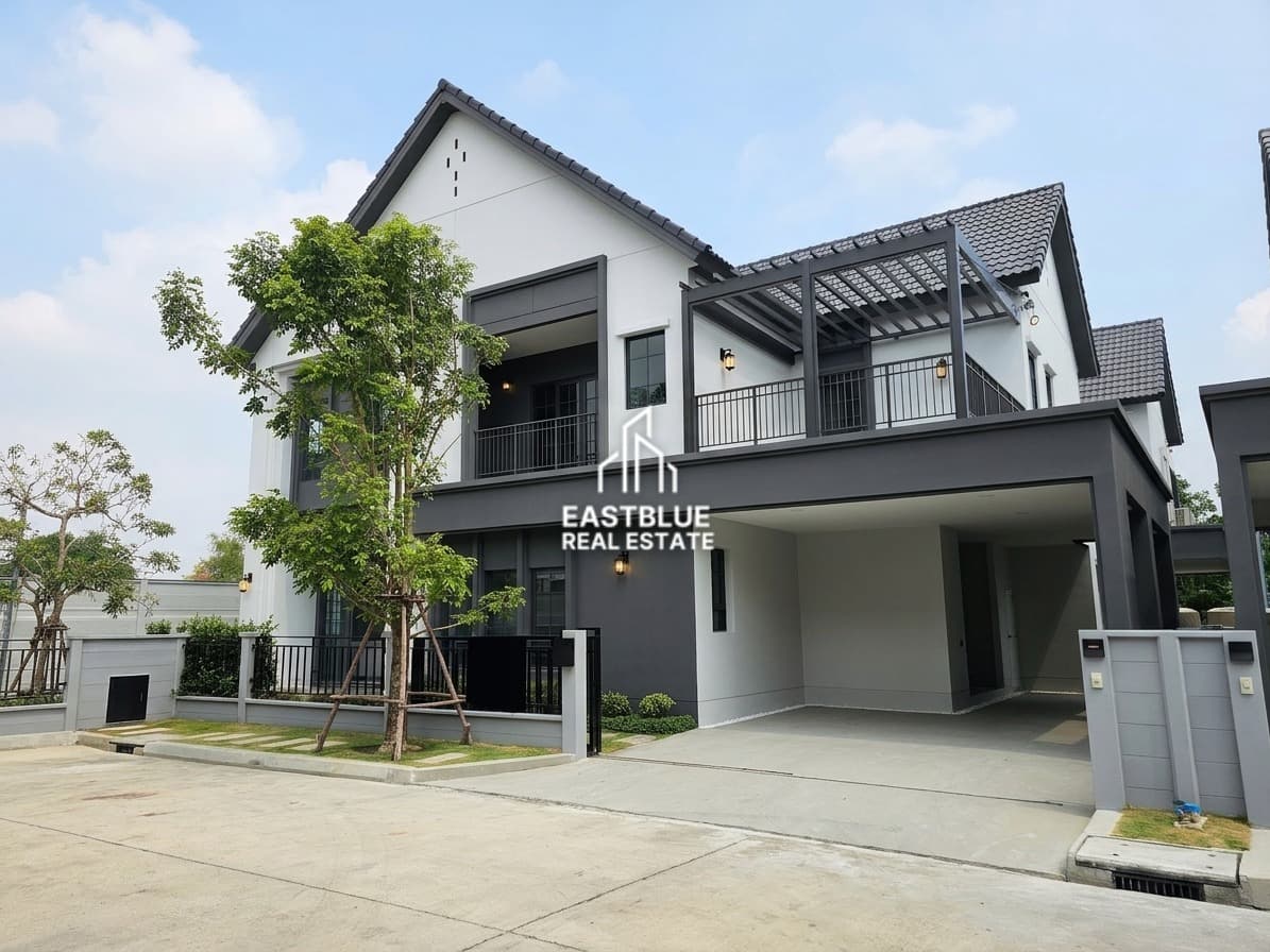 ให้เช่า บ้านเดี่ยว Centro Bangna 2 · 4 ห้องนอน · 303 ตร.ม.