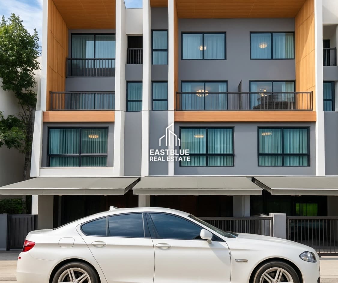Arden Phatthanakan · 3 Beds Townhouse, 185 sqm, for Sale or Rent