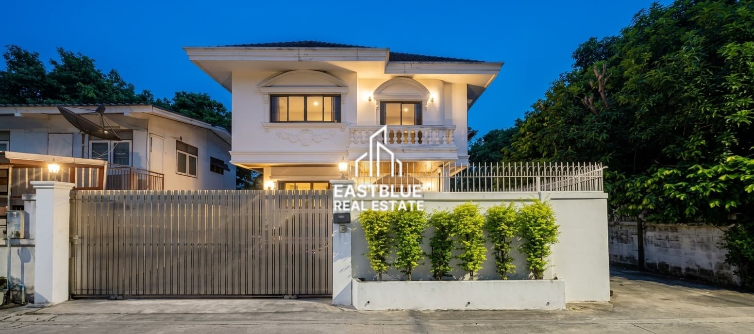 ขาย/เช่า บ้านเดี่ยว House Area Ratchada · 4 ห้องนอน · 296 ตร.ม.