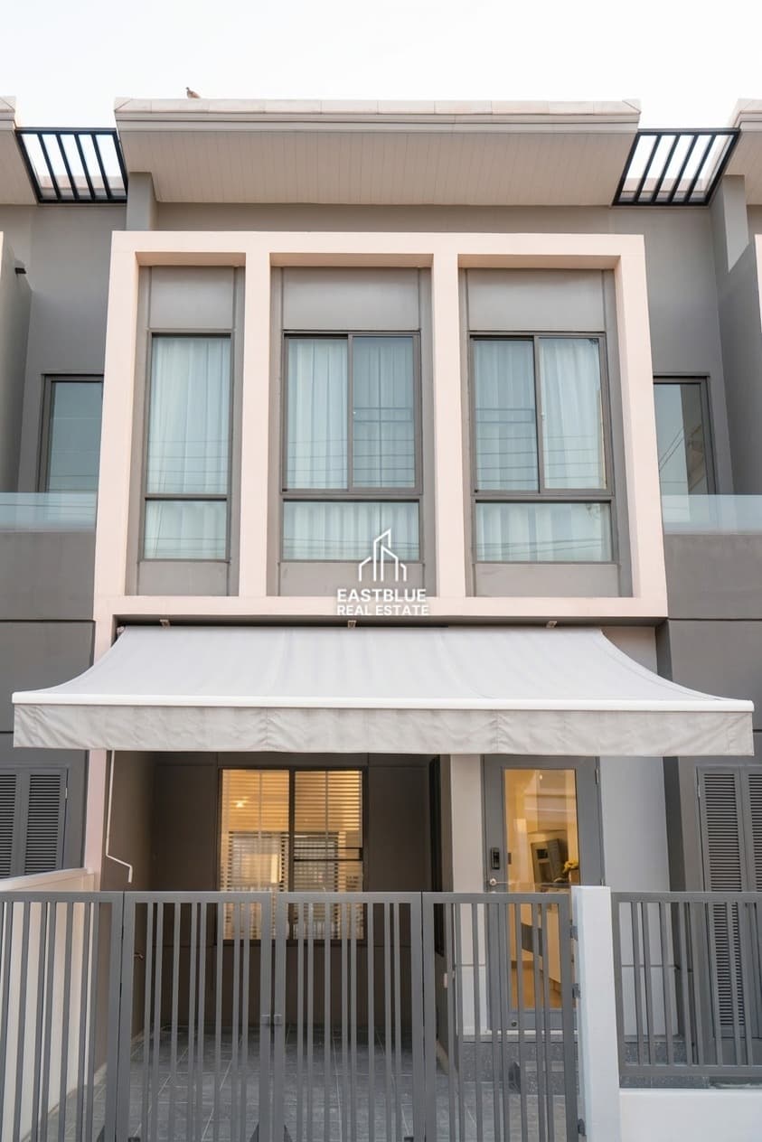 ขาย/เช่า ทาวน์เฮ้าส์ Pleno Sukhumvit-Bangna · 3 ห้องนอน · 106 ตร.ม.