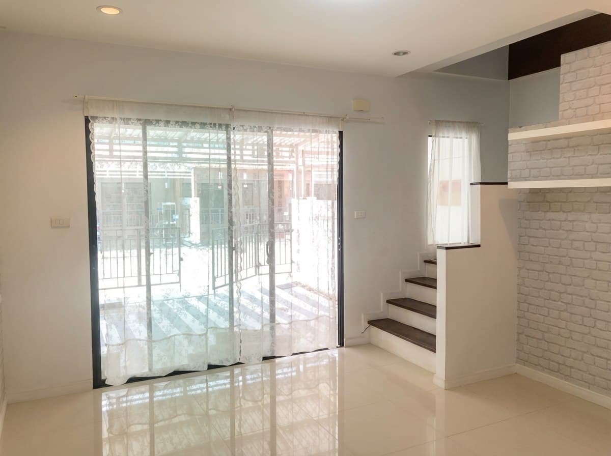 ขาย/เช่า ทาวน์เฮ้าส์ Timehome Onnut 40 · 3 ห้องนอน · 130 ตร.ม.