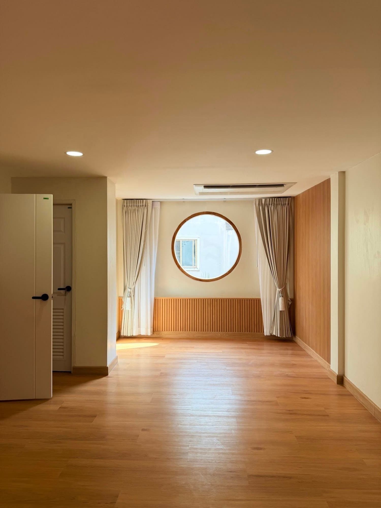ขาย/เช่า ทาวน์เฮ้าส์ Townhouse Area BTS Saint Louis · 4 ห้องนอน · 280 ตร.ม.