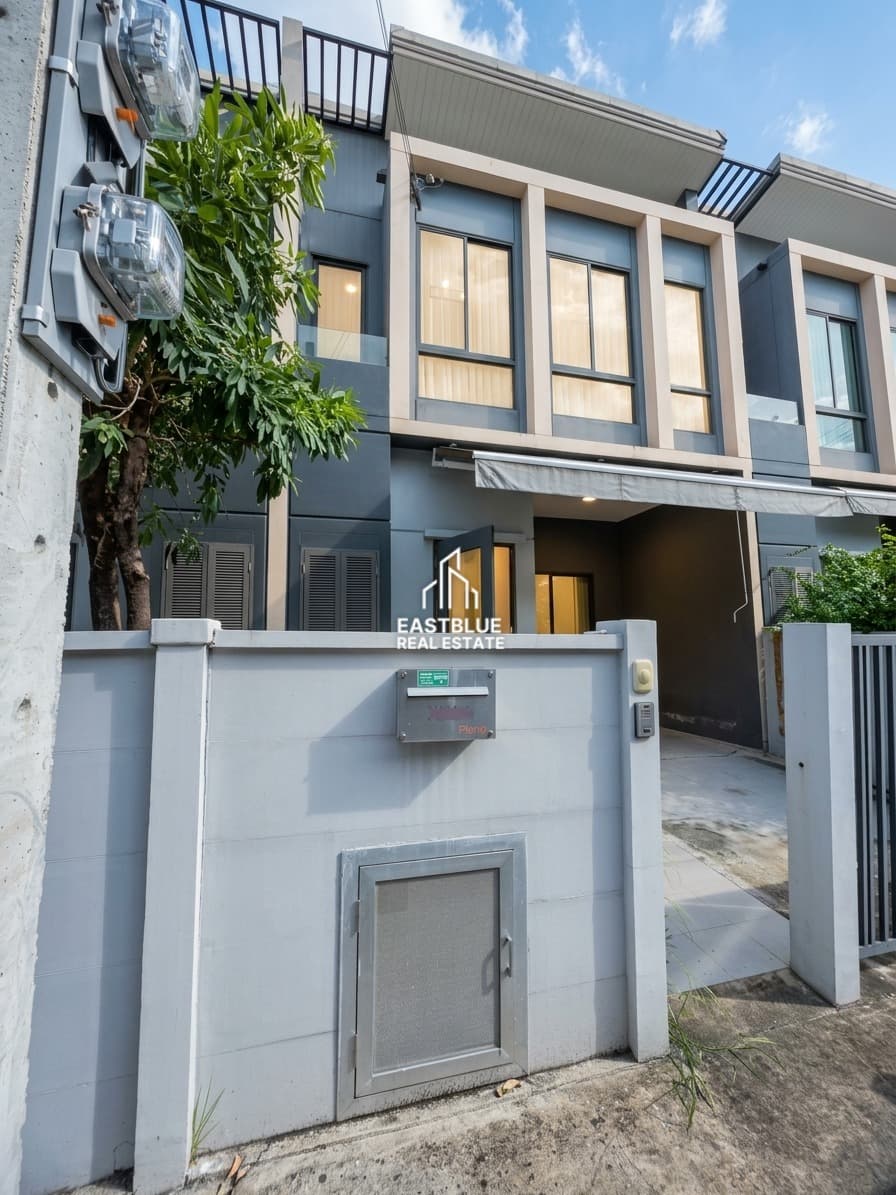 ขาย/เช่า ทาวน์เฮ้าส์ Pleno Sukhumvit-Bangna · 3 ห้องนอน · 106.5 ตร.ม.