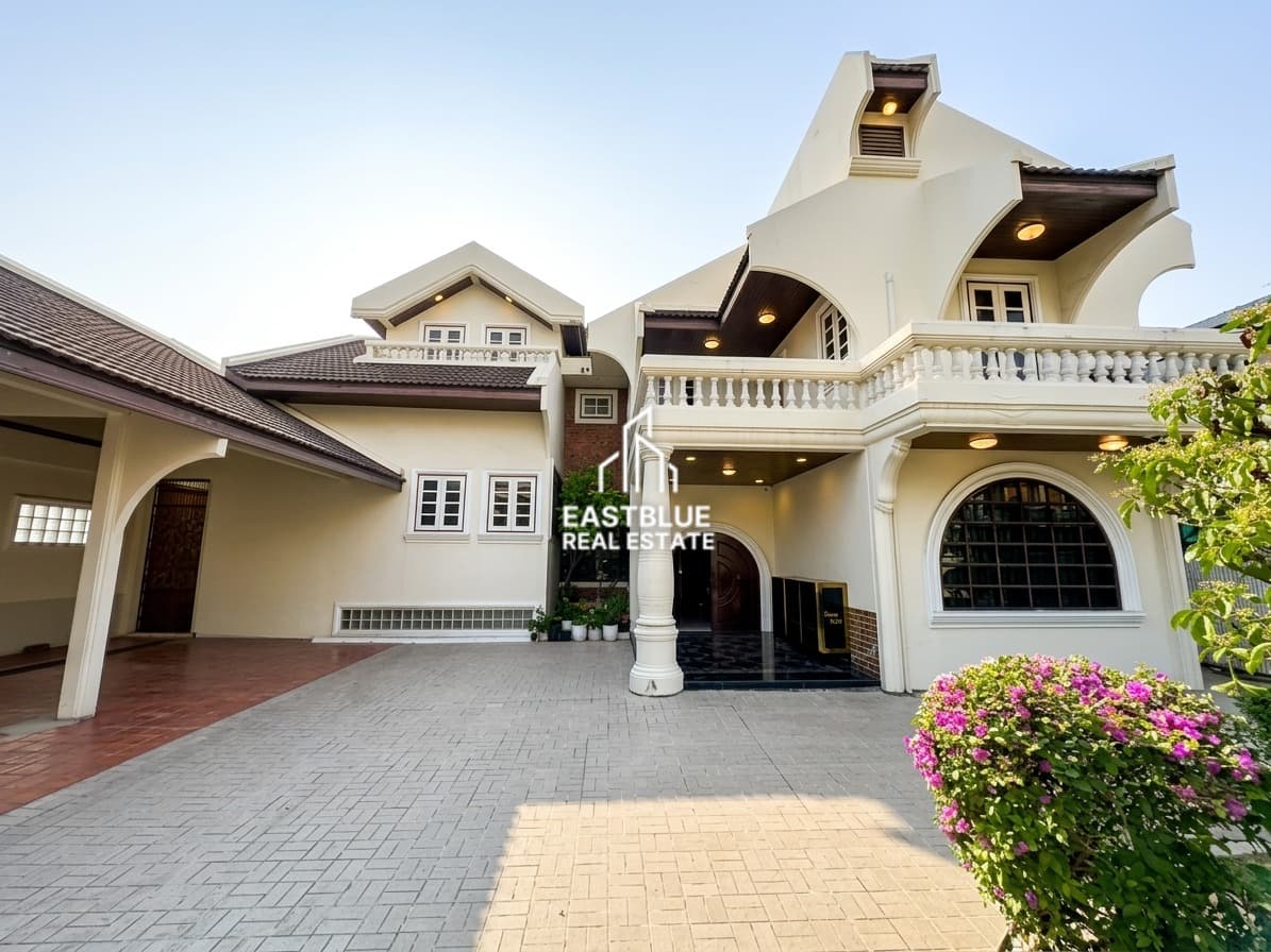 ให้เช่า บ้านเดี่ยว House Area Sathorn Soi 1 · 5 ห้องนอน · 800 ตร.ม.