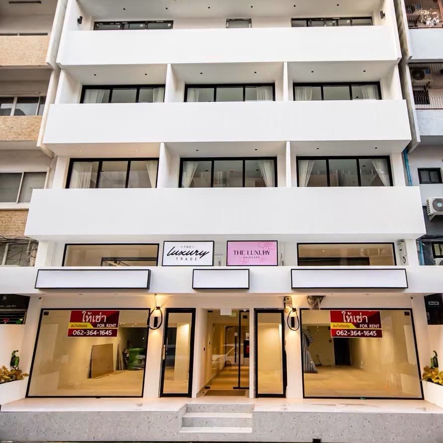 ให้เช่า อาคารพาณิชย์ Shophouse Area Sukhumvit 71 · 70 ตร.ม.